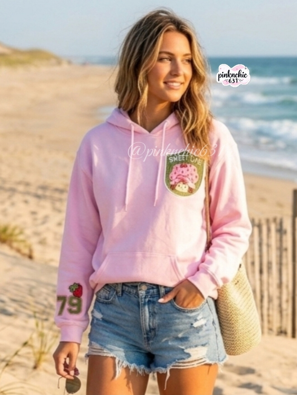 Strawberry Shortcake Hoodie Sweatshirt Front Back Embroidered Graphic Size Small